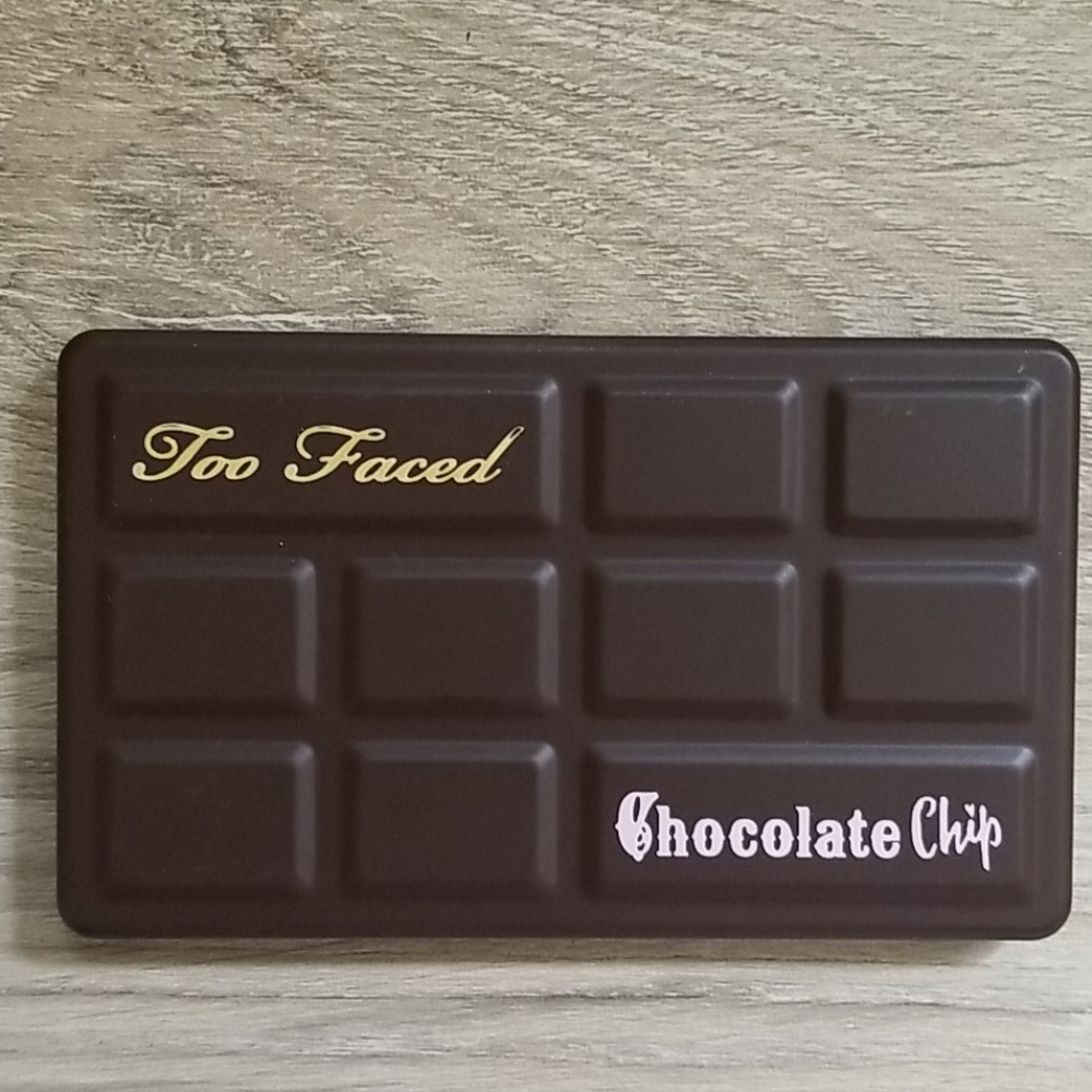Too Faced Matte Chocolate Chip Palette